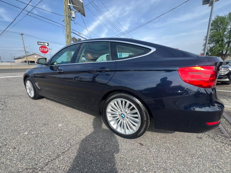 2015 BMW 3-Series 5dr 328i xDrive Gran Turismo A photo
