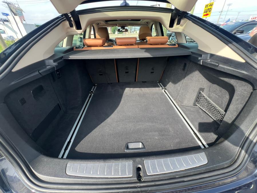 2015 BMW 3-Series 5dr 328i xDrive Gran Turismo A photo