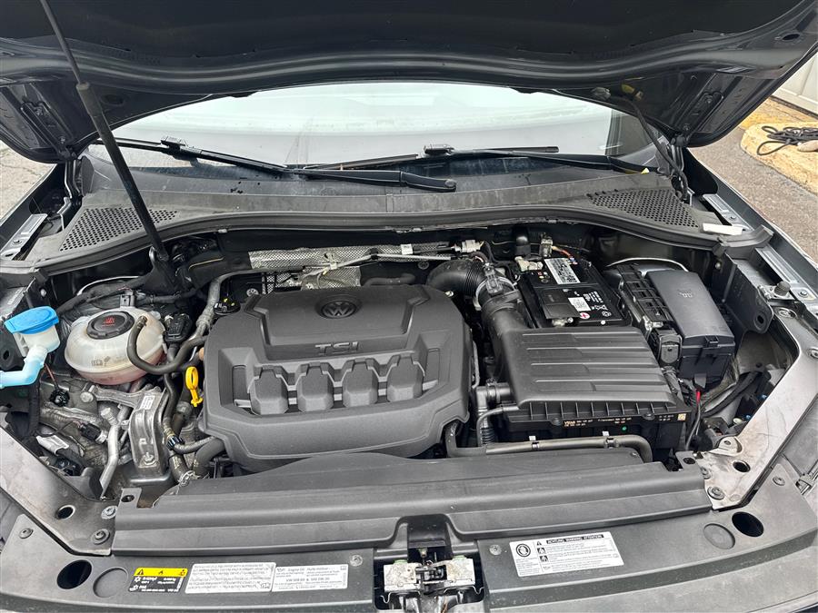 2020 Volkswagen Tiguan 2.0T SEL 4MOTION photo