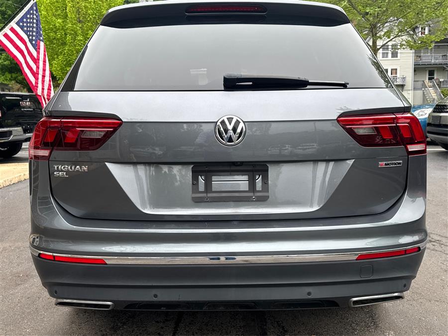 2020 Volkswagen Tiguan 2.0T SEL 4MOTION photo