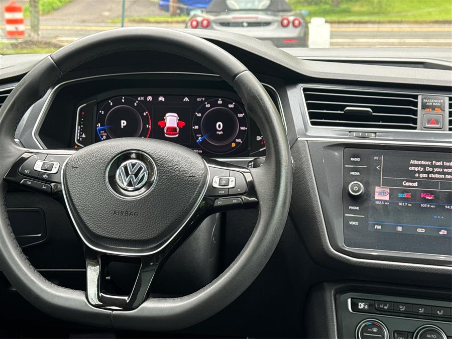 2020 Volkswagen Tiguan 2.0T SEL 4MOTION photo