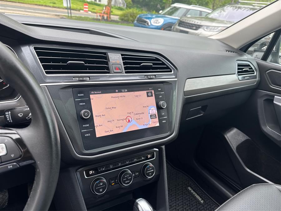 2020 Volkswagen Tiguan 2.0T SEL 4MOTION photo
