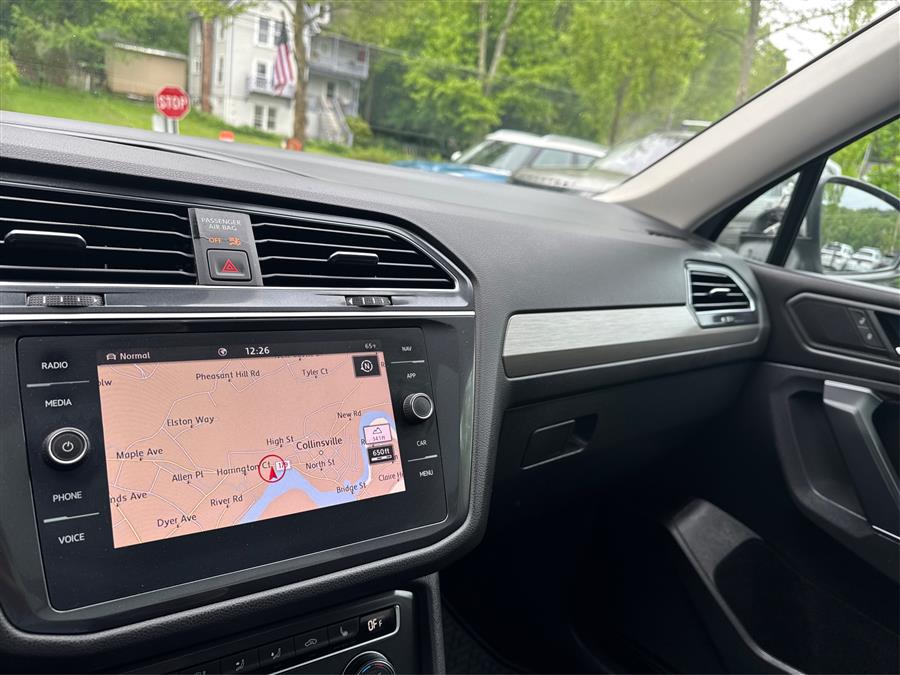 2020 Volkswagen Tiguan 2.0T SEL 4MOTION photo