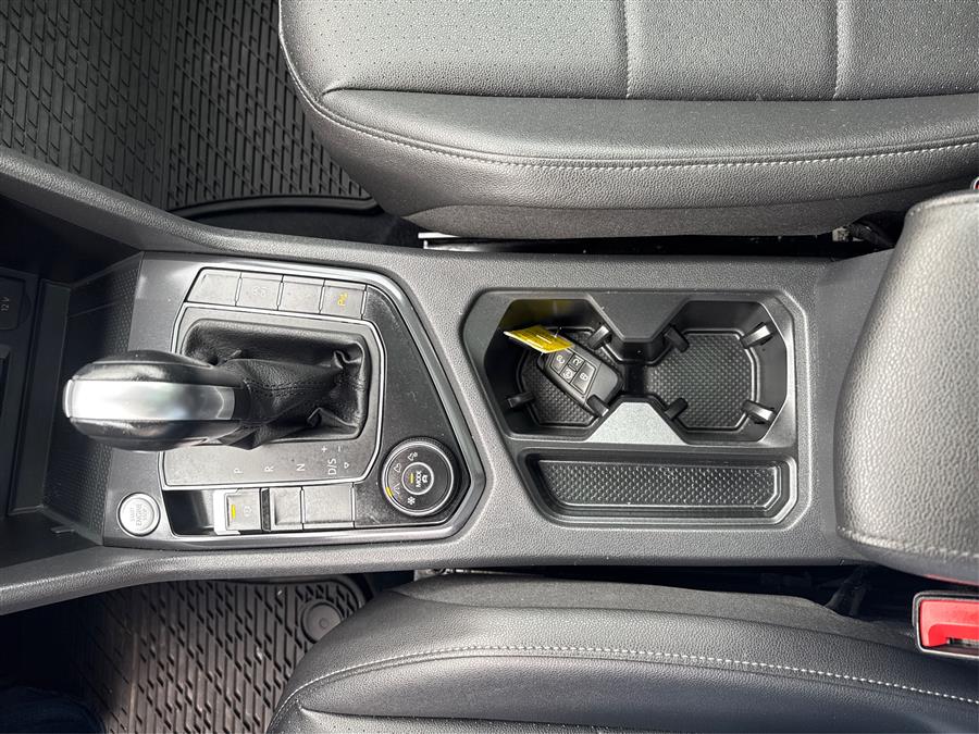 2020 Volkswagen Tiguan 2.0T SEL 4MOTION photo
