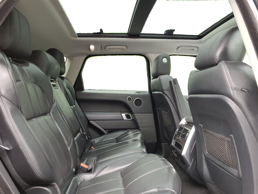 2015 Land Rover Range Rover Sport 4WD 4dr HSE photo