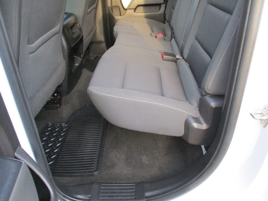 2017 Chevrolet Silverado 1500 4WD Double Cab 143.5