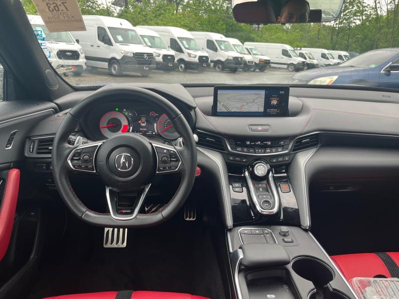 2022 Acura TLX w/A-Spec Package photo