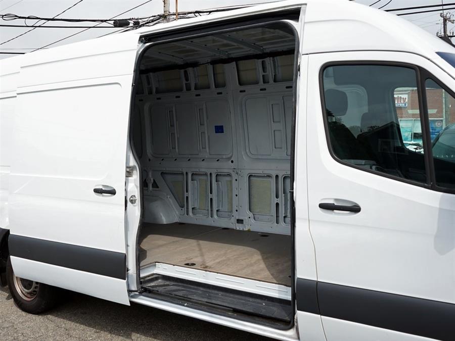 2023 Mercedes-Benz Sprinter 2500 Cargo 170 WB photo