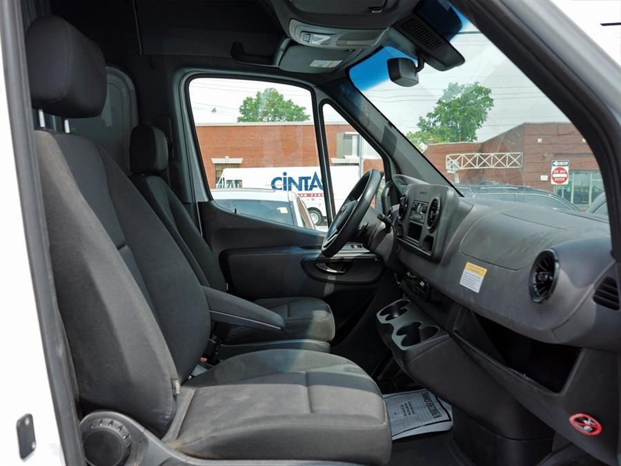 2023 Mercedes-Benz Sprinter 2500 Cargo 170 WB photo