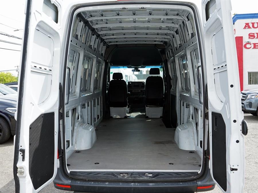 2023 Mercedes-Benz Sprinter 2500 Cargo 170 WB photo
