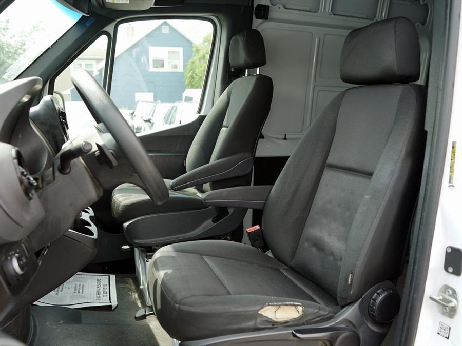 2023 Mercedes-Benz Sprinter 2500 Cargo 170 WB photo