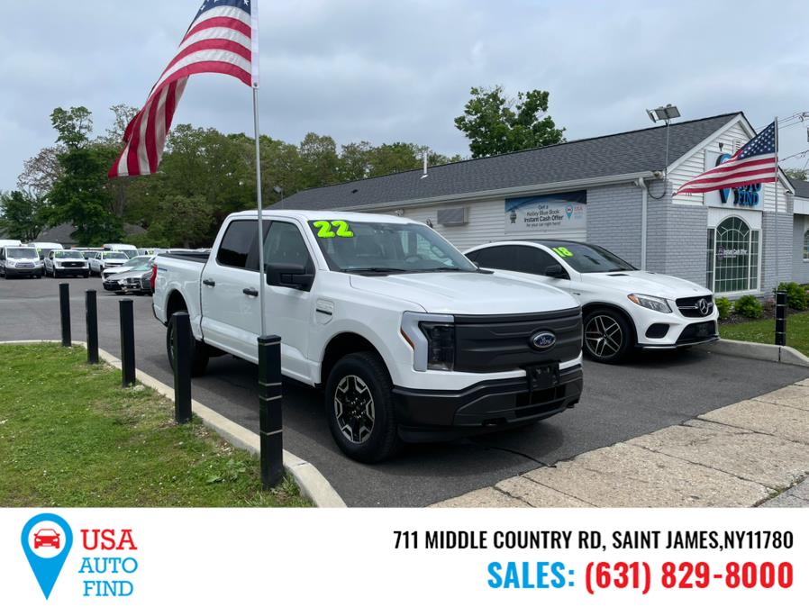 2022 Ford F-150 Lightning Pro 4WD SuperCrew 5.5'' Box photo