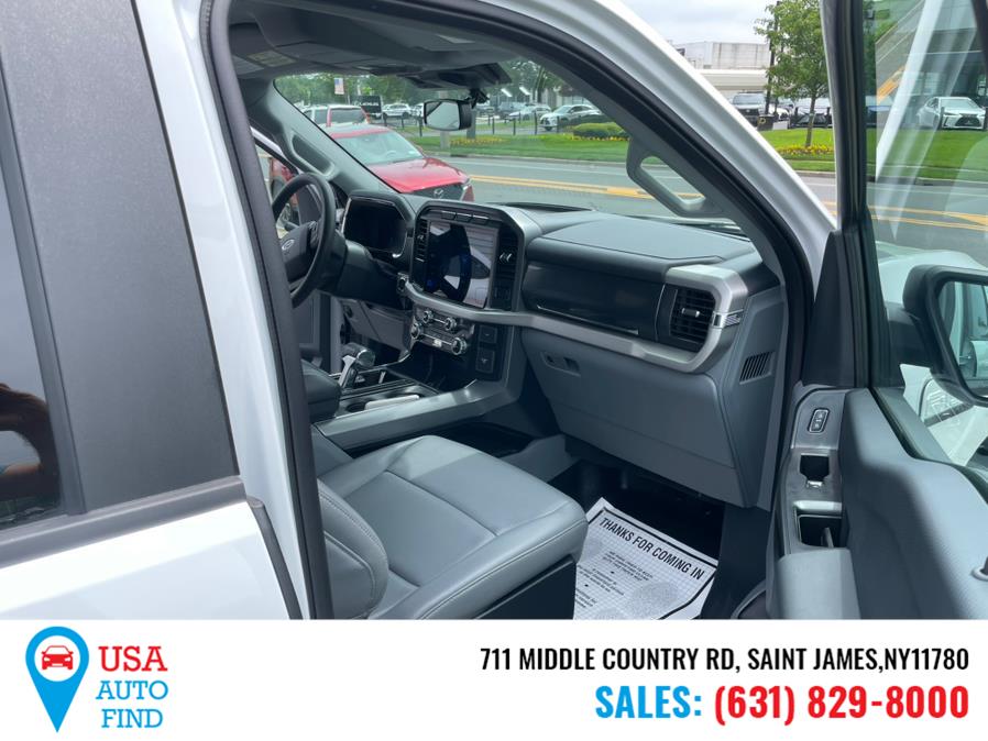 2022 Ford F-150 Lightning Pro 4WD SuperCrew 5.5'' Box photo