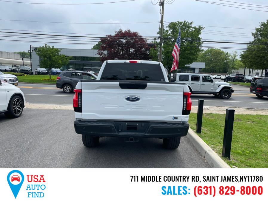 2022 Ford F-150 Lightning Pro 4WD SuperCrew 5.5'' Box photo
