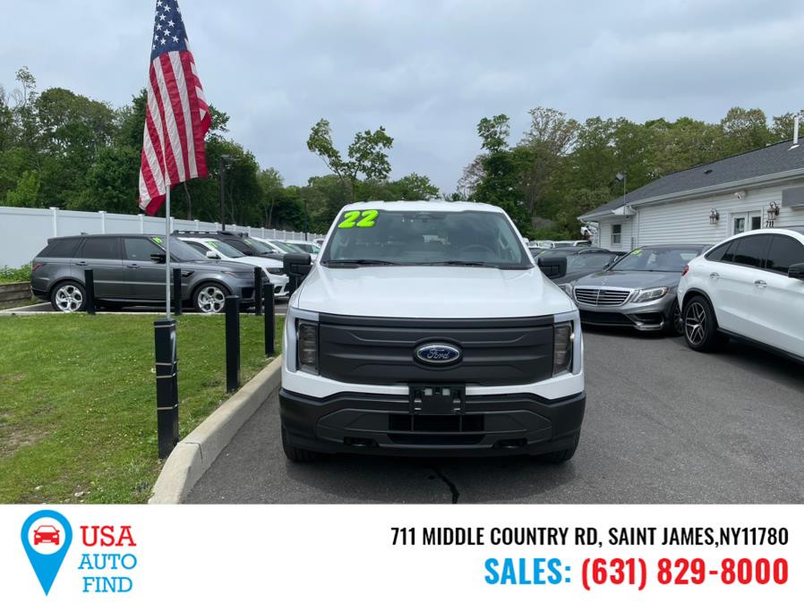 2022 Ford F-150 Lightning Pro 4WD SuperCrew 5.5'' Box photo