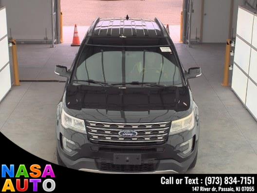 2017 Ford Explorer XLT 4WD photo