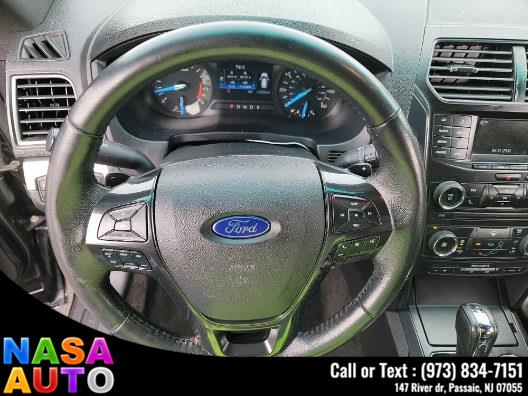 2017 Ford Explorer XLT 4WD photo