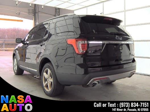 2017 Ford Explorer XLT 4WD photo
