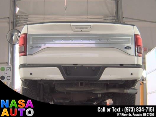 2017 Ford F-150 Limited 4WD SuperCrew 5.5'' Bo photo