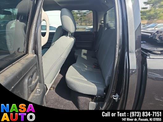 2018 RAM 1500 Express 4x4 Quad Cab 6''4