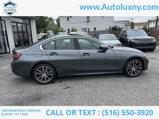 2022 BMW 3-Series 330i xDrive photo