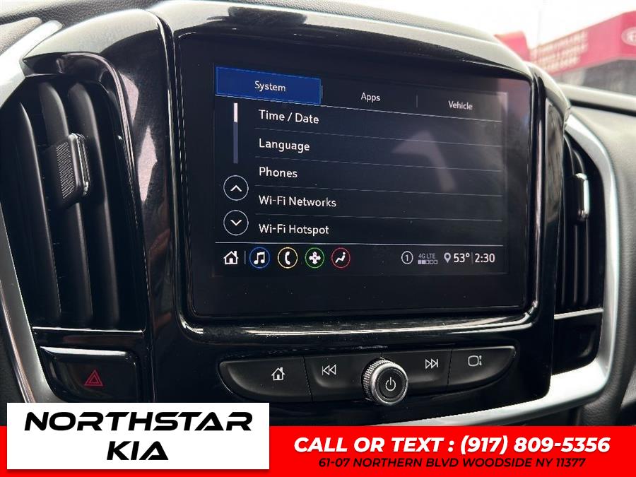 2021 Chevrolet Traverse LT Leather photo