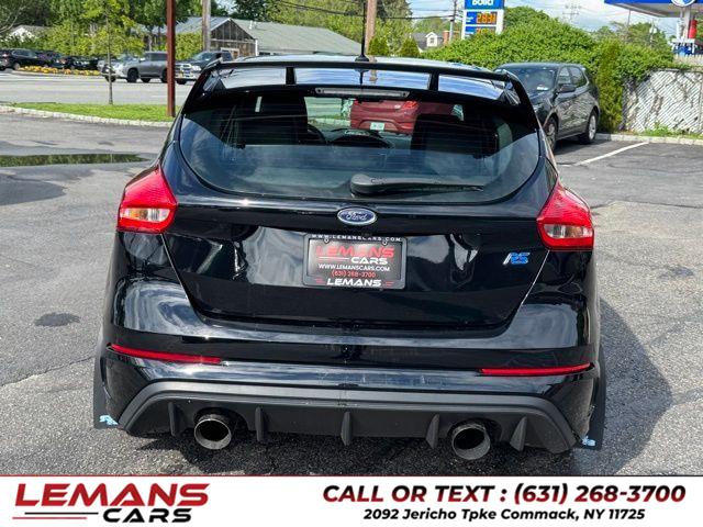2016 Ford Focus RS photo
