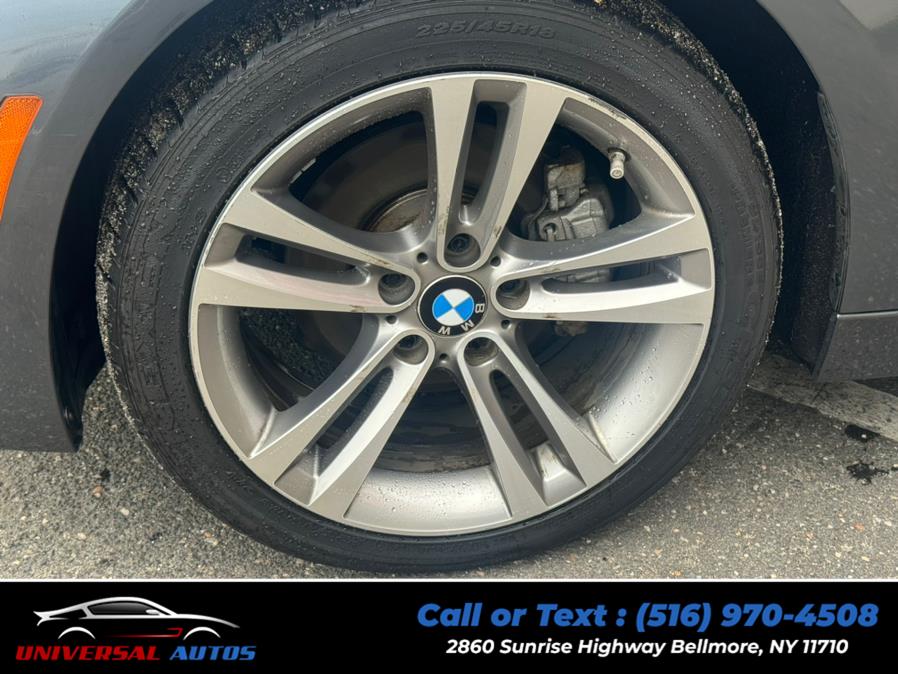 2018 BMW 3-Series 330i xDrive Sedan photo