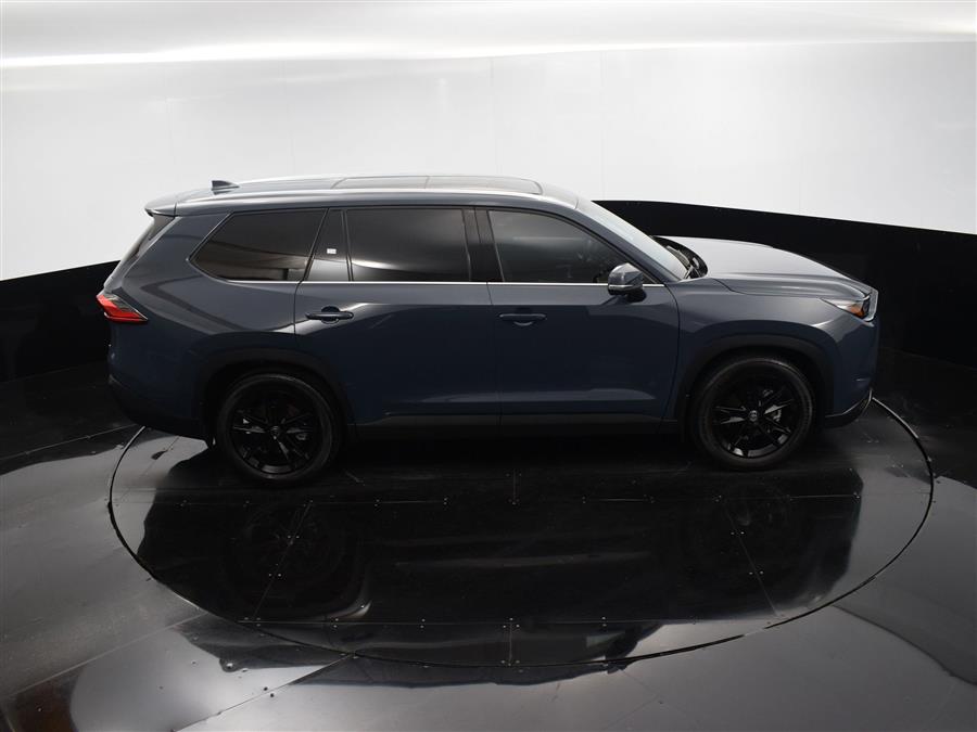 2024 Toyota Grand Highlander Platinum photo