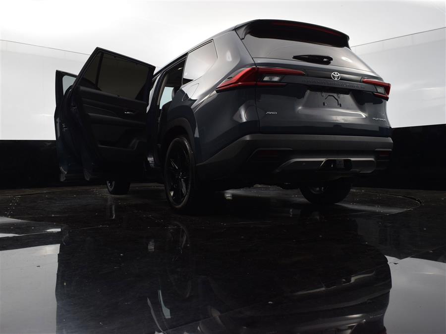 2024 Toyota Grand Highlander Platinum photo