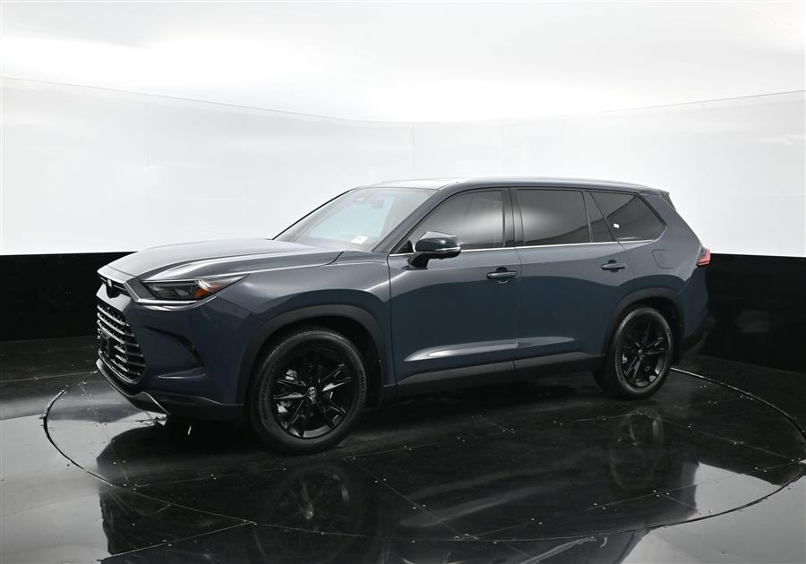 2024 Toyota Grand Highlander Platinum photo