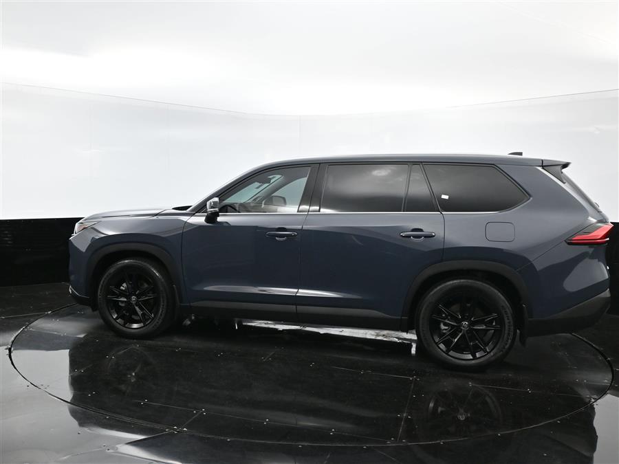 2024 Toyota Grand Highlander Platinum photo