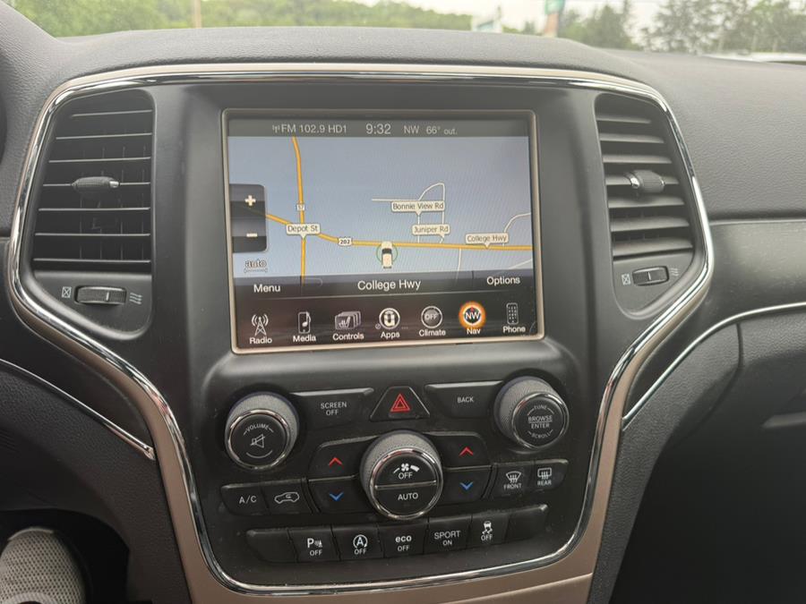 2017 Jeep Grand Cherokee Limited 4x4 photo