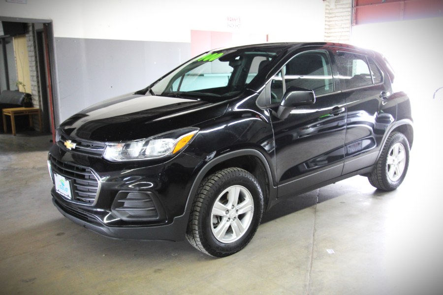 2019 Chevrolet Trax AWD 4dr LS photo