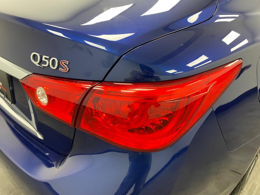 2017 Infiniti Q50 Red Sport 400 RWD photo