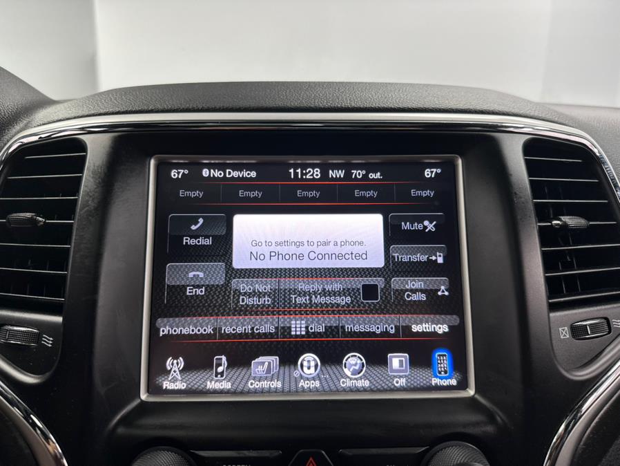 2015 Jeep Grand Cherokee 4WD 4dr Laredo photo