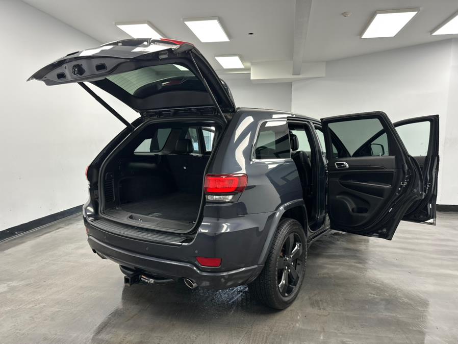 2015 Jeep Grand Cherokee 4WD 4dr Laredo photo