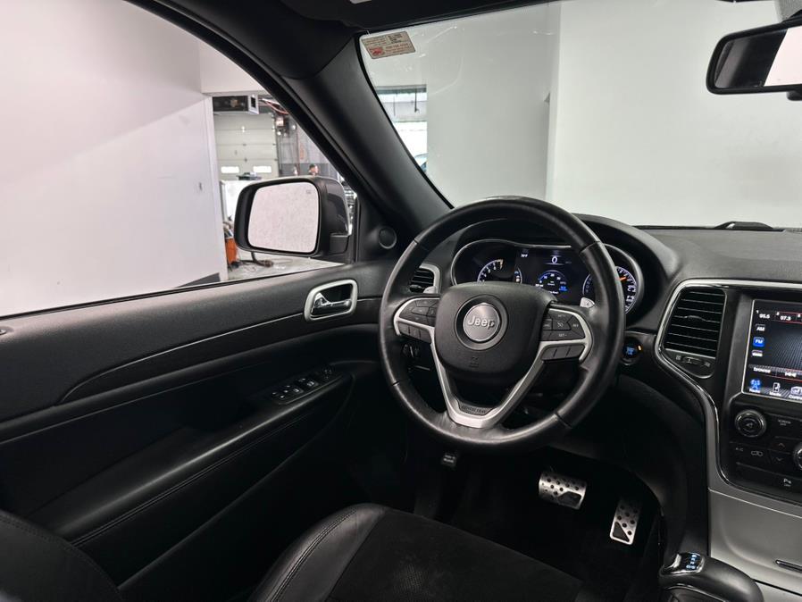 2015 Jeep Grand Cherokee 4WD 4dr Laredo photo
