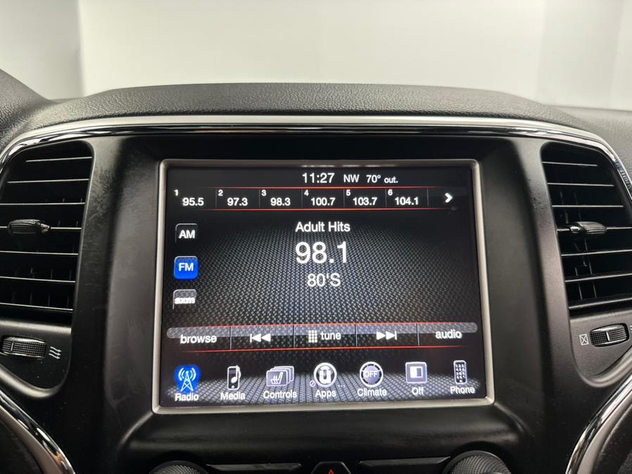 2015 Jeep Grand Cherokee 4WD 4dr Laredo photo
