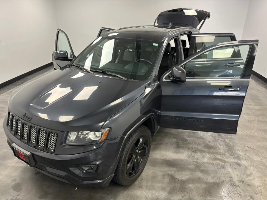 2015 Jeep Grand Cherokee 4WD 4dr Laredo photo