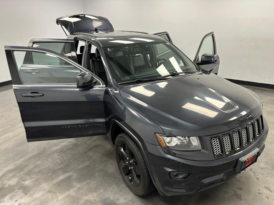 2015 Jeep Grand Cherokee 4WD 4dr Laredo photo