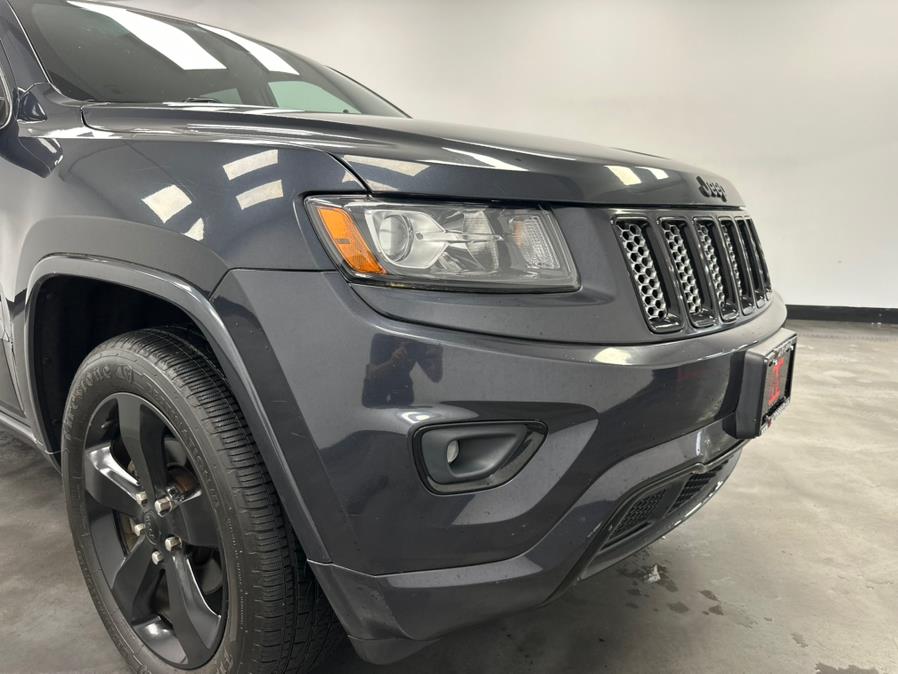 2015 Jeep Grand Cherokee 4WD 4dr Laredo photo