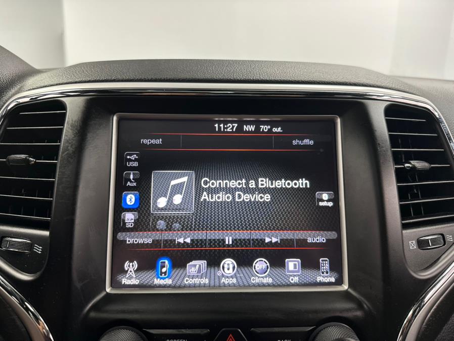 2015 Jeep Grand Cherokee 4WD 4dr Laredo photo