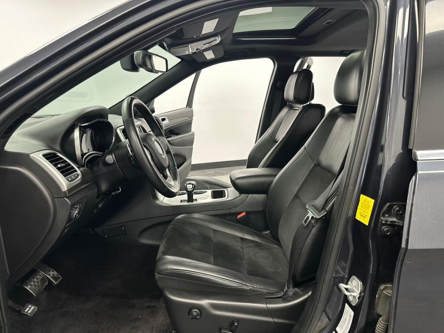 2015 Jeep Grand Cherokee 4WD 4dr Laredo photo