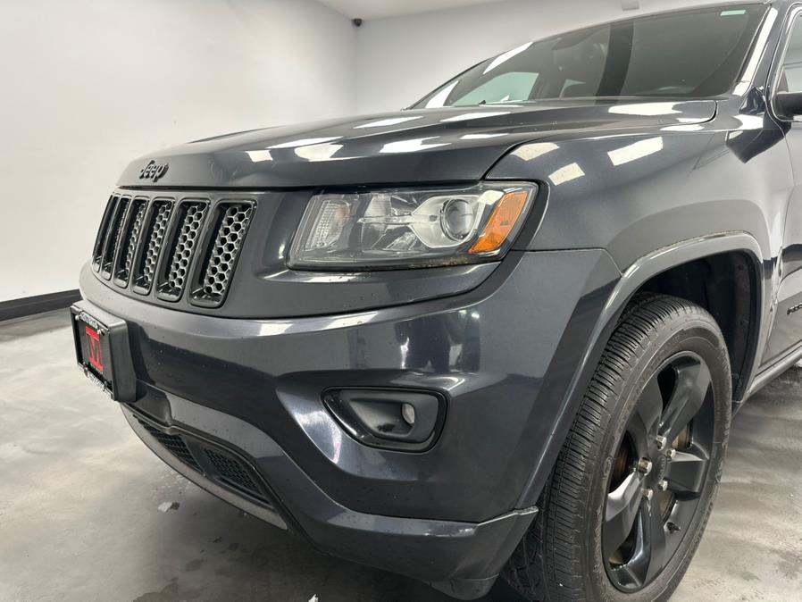 2015 Jeep Grand Cherokee 4WD 4dr Laredo photo