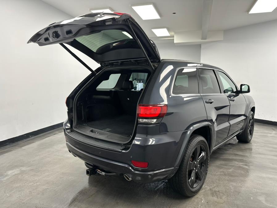 2015 Jeep Grand Cherokee 4WD 4dr Laredo photo
