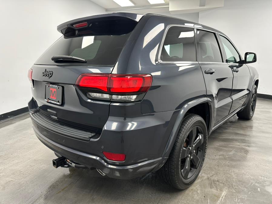 2015 Jeep Grand Cherokee 4WD 4dr Laredo photo