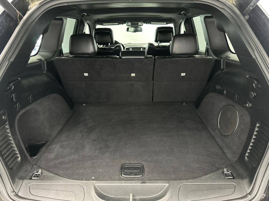 2015 Jeep Grand Cherokee 4WD 4dr Laredo photo