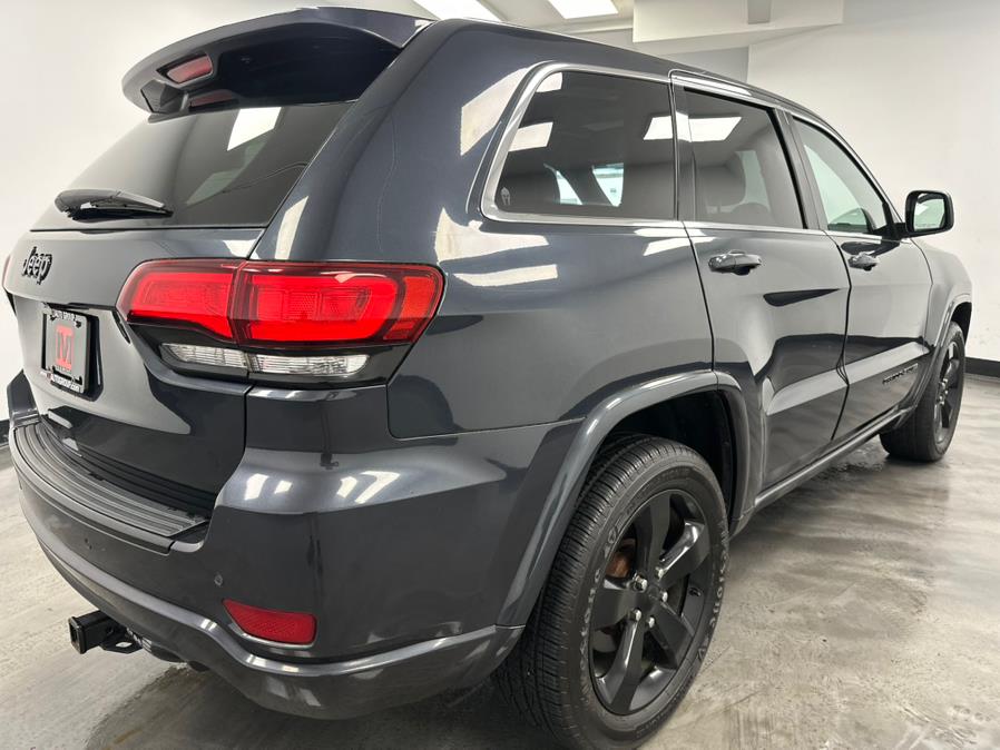 2015 Jeep Grand Cherokee 4WD 4dr Laredo photo