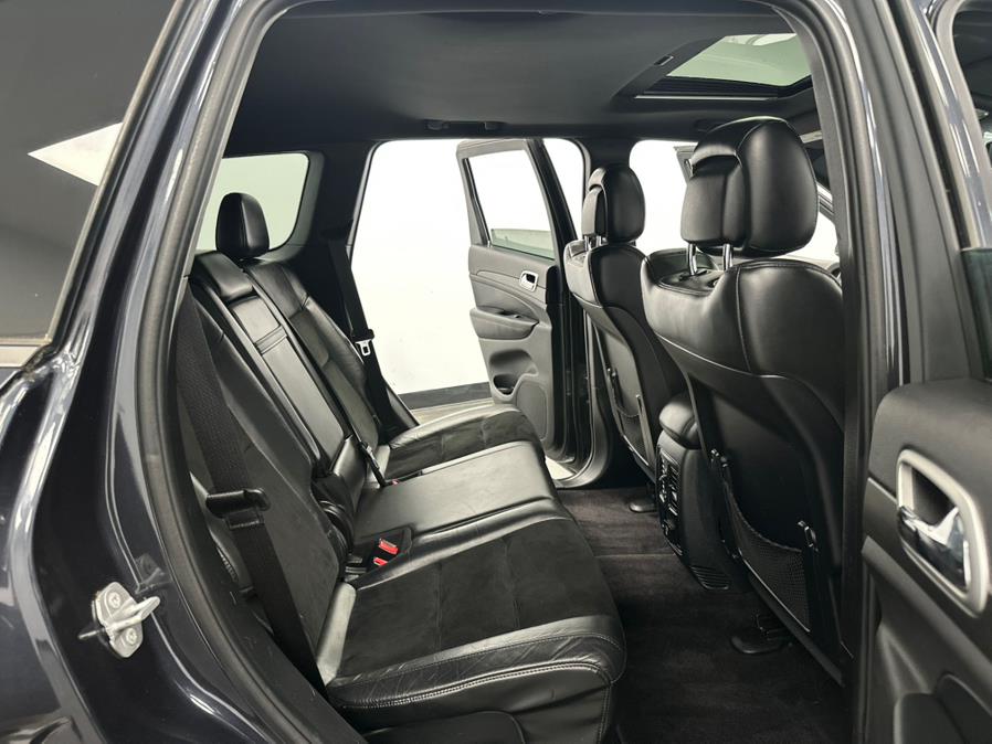 2015 Jeep Grand Cherokee 4WD 4dr Laredo photo